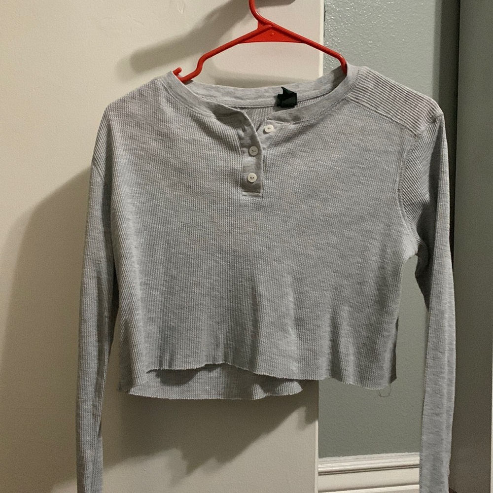 Wild Fable Grey Cropped Long Sleeve